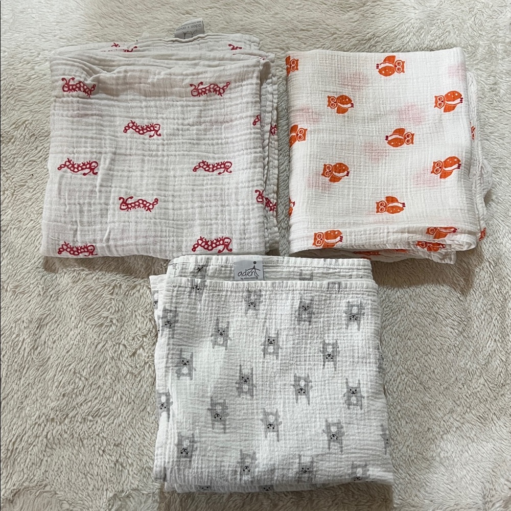 3 Aden + Anais Muslim blankets swaddles caterpillar owl rabbit